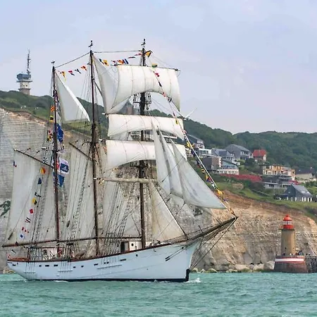 Nyaraló Le Franc 1949 Toussaint